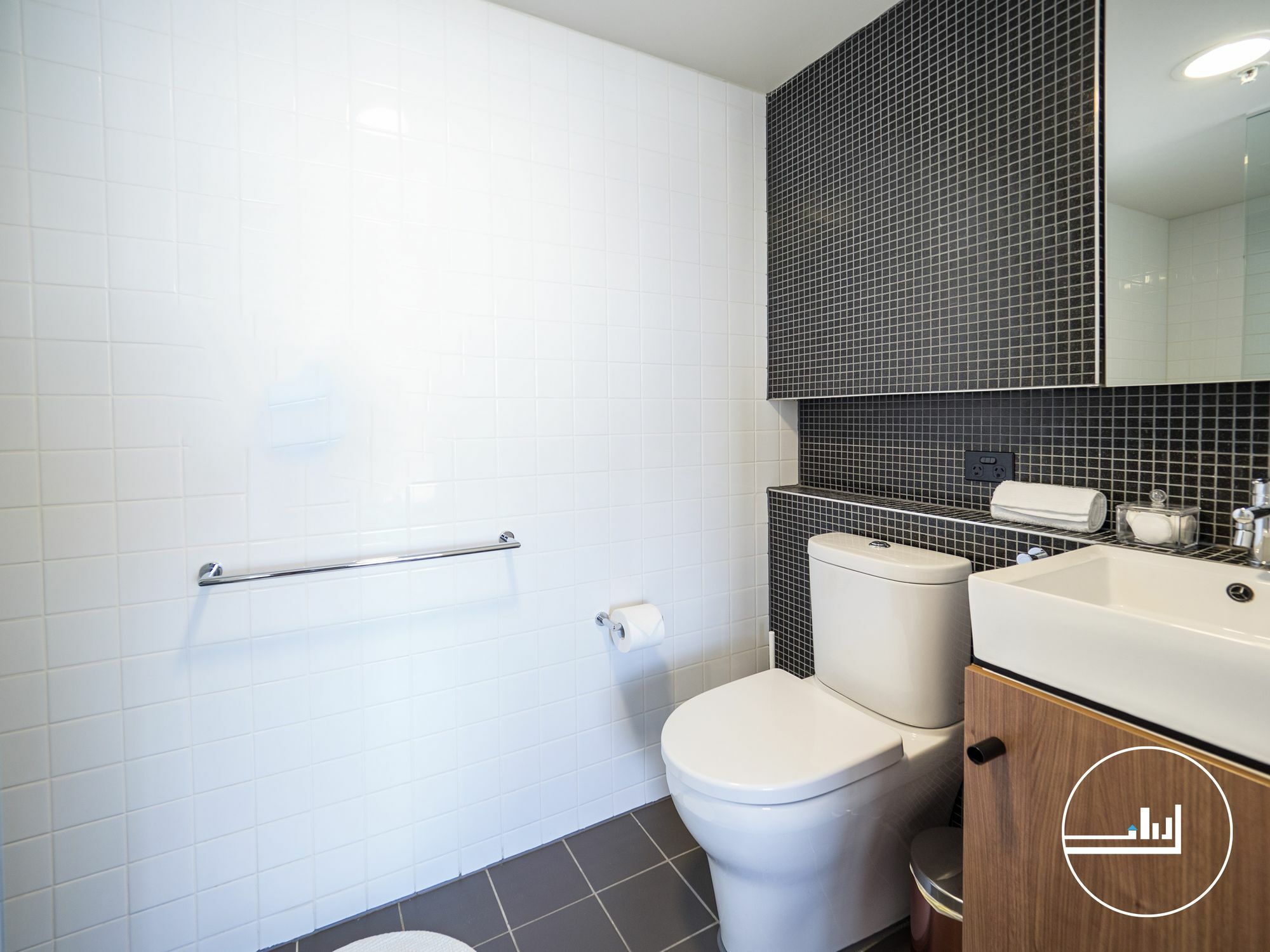 Littlestay Sturt - 2 Bedroom Aptm ملبورن المظهر الخارجي الصورة